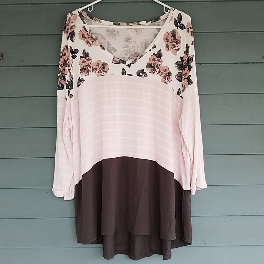 Maurices top